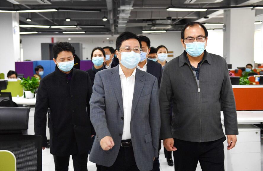 湖南省委常委、長沙市委書記胡衡華到大唐先一科技公司調(diào)研