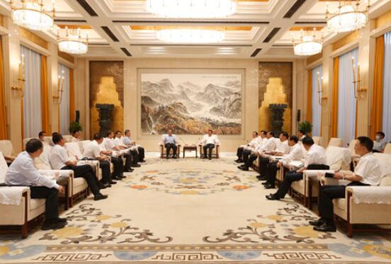 湖北省委書記應(yīng)勇、省長(zhǎng)王曉東會(huì)見(jiàn)國(guó)家電網(wǎng)董事長(zhǎng)、黨組書記毛偉明