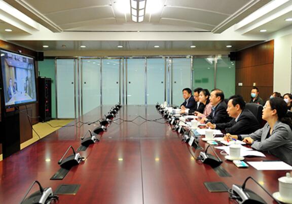 辛保安總經(jīng)理與SAP公司全球執(zhí)行董事會(huì)成員、全球業(yè)務(wù)總裁傅美黛舉行視頻會(huì)談