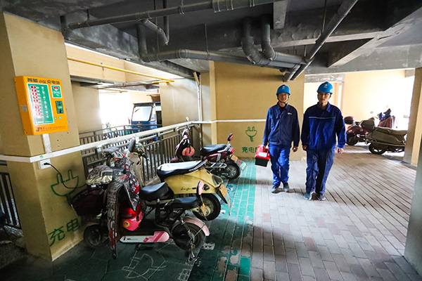 “小電驢”充電更安全了！寧?？h24393個(gè)充電接口完成升級(jí)改造