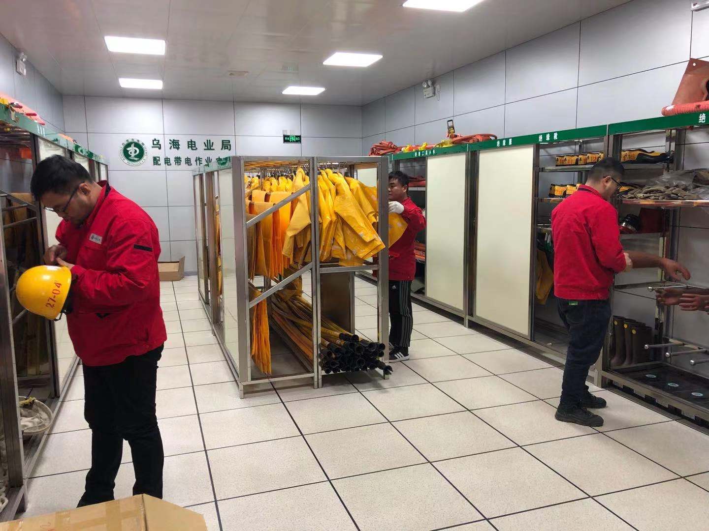 烏海電業(yè)局配電帶電作業(yè)中心：寒冬大檢查，新年保安全