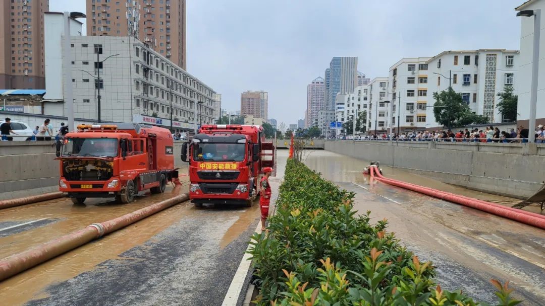 千里征程未下鞍，排澇備勤又揚(yáng)鞭——中國安能第三工程局就位后立即組織搶險救援工作