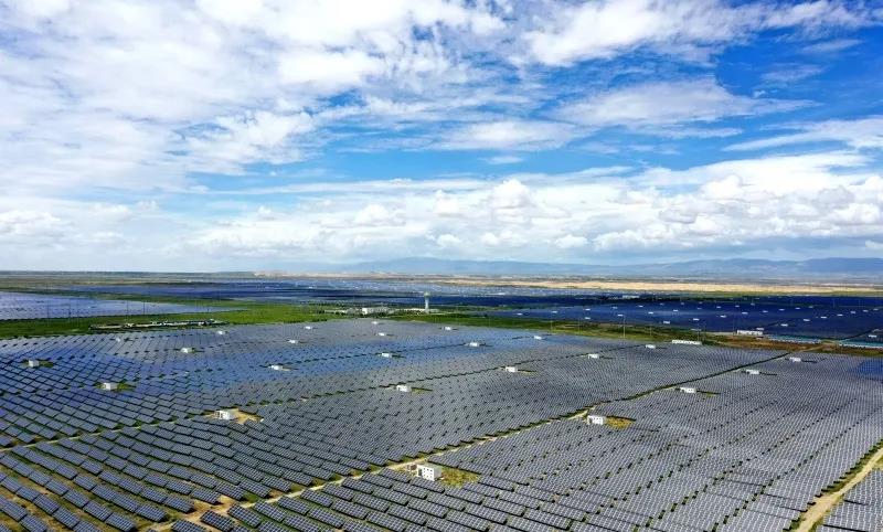 內(nèi)蒙古、甘肅、青海、寧夏3000萬(wàn)千瓦大型風(fēng)電光伏基地項(xiàng)目有序開(kāi)工（附名單）