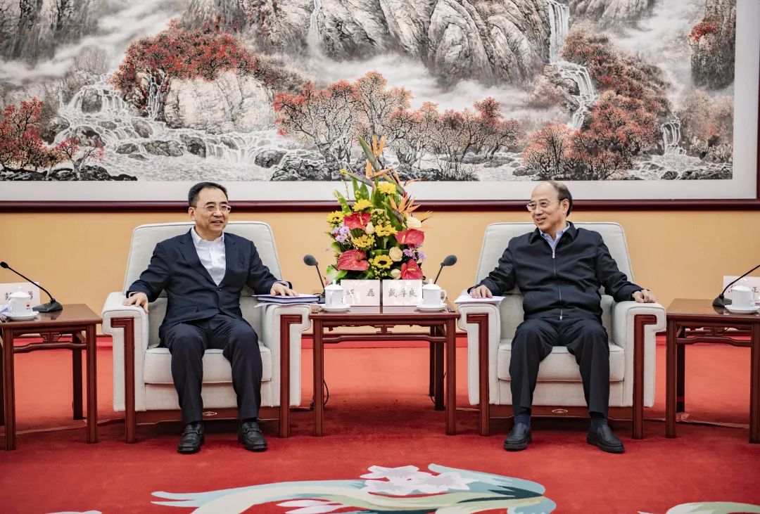鄒磊拜會中國石油集團(tuán)黨組書記、董事長戴厚良