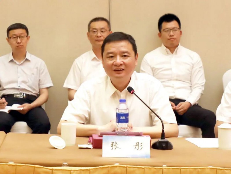 協(xié)鑫、徐工聯(lián)手！布局新能源