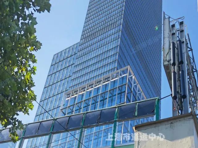 光伏發(fā)電棒＋柔性組件！上海高架路聲屏障安裝光伏