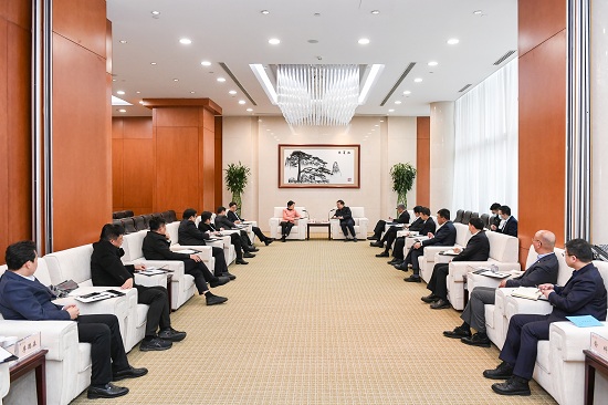華能集團總經(jīng)理、黨組副書記鄧建玲會見常州市市長盛蕾