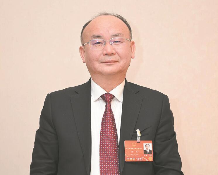 優(yōu)質(zhì)供電服務助力裝備制造業(yè)高質(zhì)量發(fā)展——訪全國人大代表、楚天科技股份有限公司董事長兼總裁唐岳