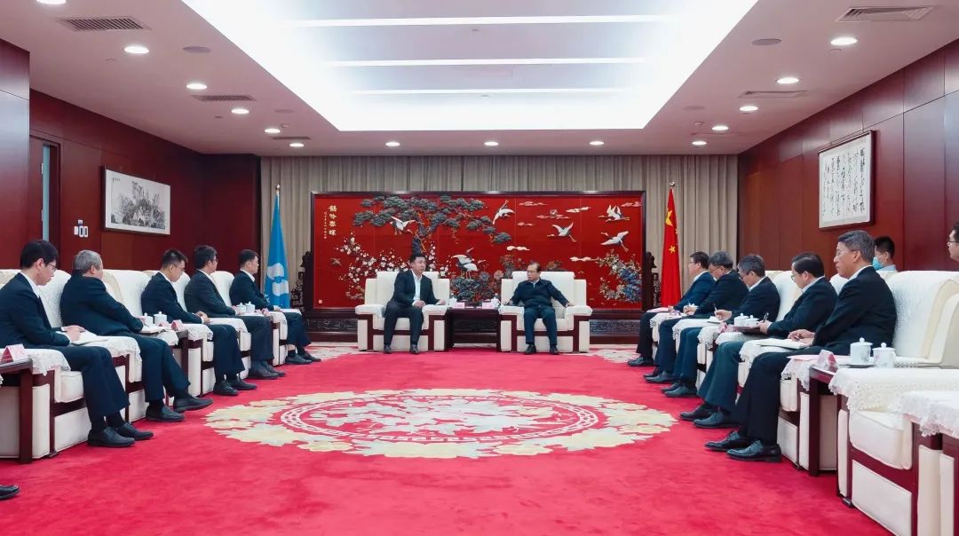 華電集團黨組書記、董事長江毅會見海博思創(chuàng)董事長、總經(jīng)理張劍輝