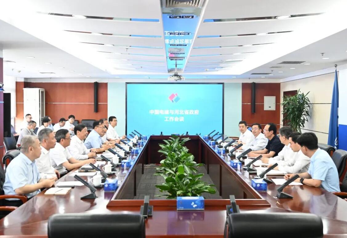 中國電建黨委書記、董事長丁焰章與河北省副省長時清霜會談