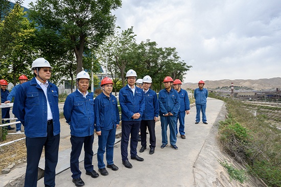 華能集團(tuán)總經(jīng)理、黨組副書記鄧建玲到蘭州熱電公司調(diào)研