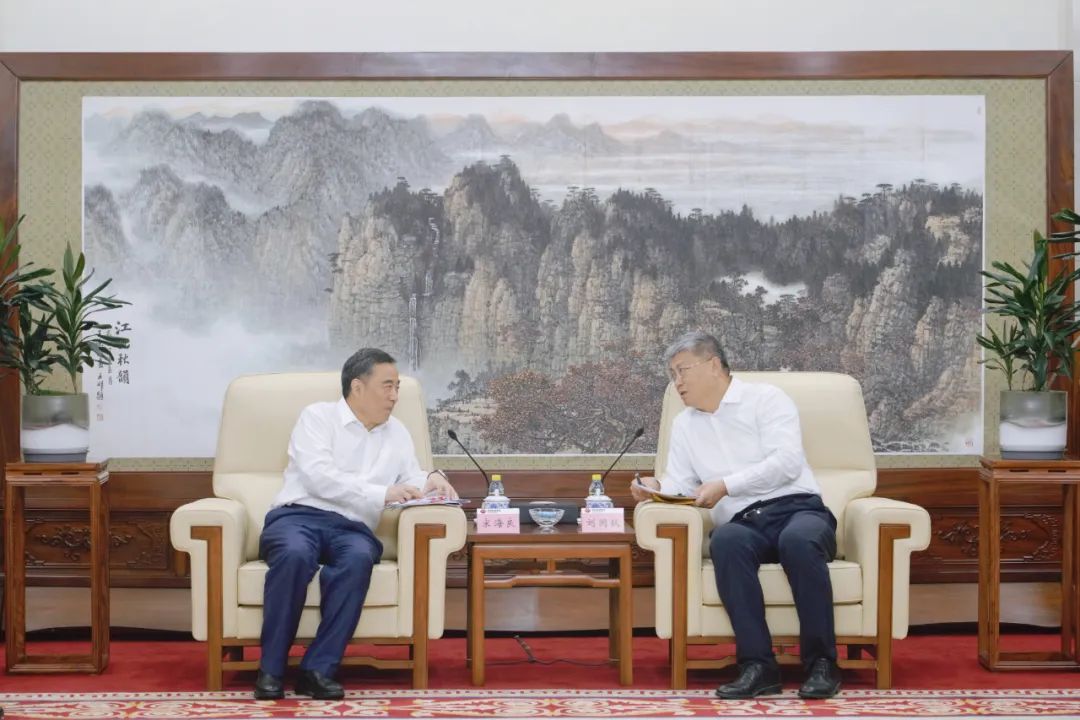 中國能建黨委書記、董事長宋海良與國家能源集團(tuán)黨組書記、董事長劉國躍會談