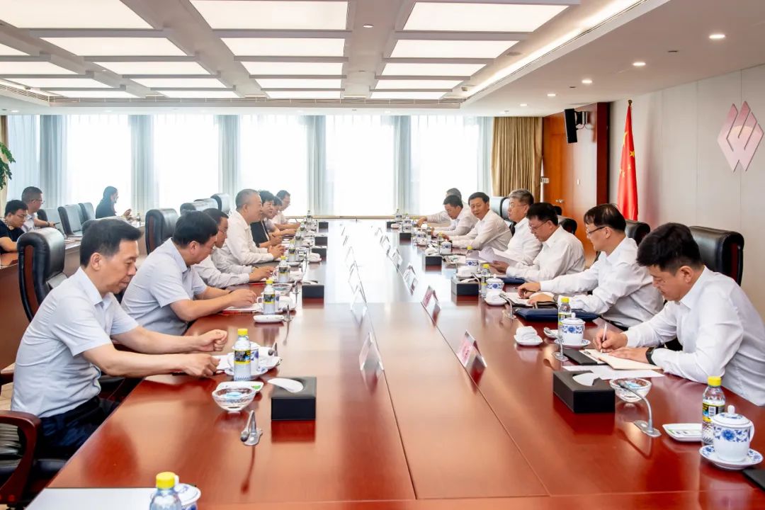 國(guó)家能源集團(tuán)黨組書記、董事長(zhǎng)劉國(guó)躍會(huì)見包頭市委副書記、市長(zhǎng)張銳