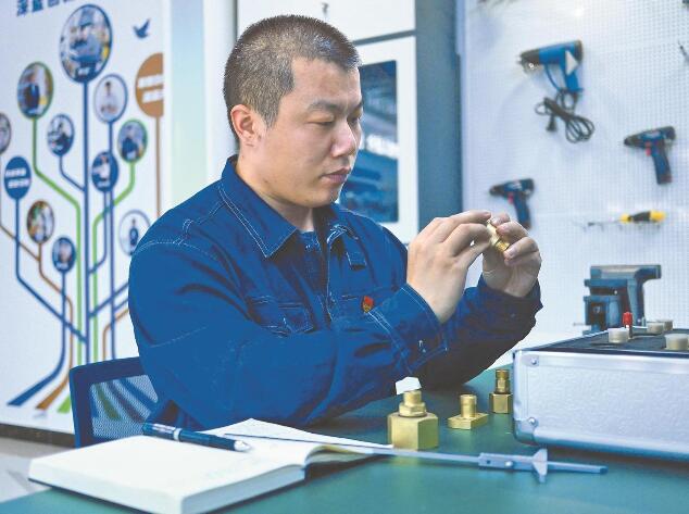 何龍：扎根北疆9年，他找到了自己的位置