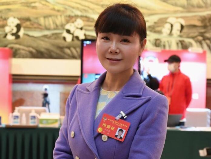 四川省政協(xié)委員李佳蔚：四川要優(yōu)化碳產(chǎn)品、參與碳交易，不斷完善碳設(shè)施