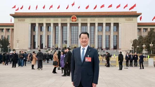 【兩會(huì)好聲音】彭壽院士建議：以應(yīng)用導(dǎo)向?yàn)橹黧w，真正實(shí)現(xiàn)綠色低碳產(chǎn)業(yè)高質(zhì)量發(fā)展
