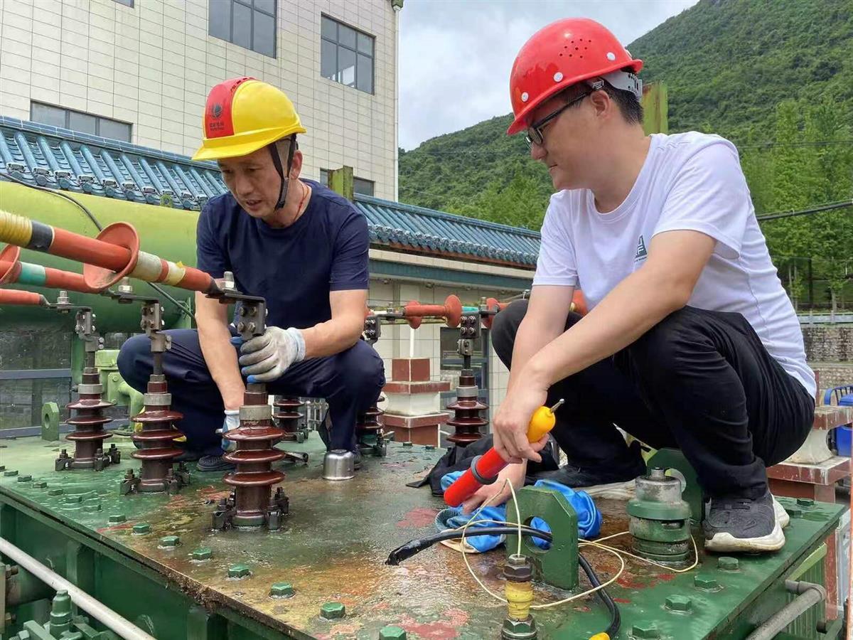黃石市王英電廠發(fā)電泄洪調(diào)峰，騰出庫(kù)容1200萬(wàn)立方米