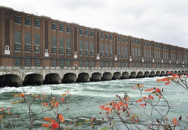 極端天氣殃及加拿大水力發(fā)電，“水電出口大國(guó)”向美國(guó)買電