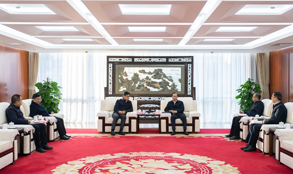 華電集團(tuán)黨組書記、董事長(zhǎng)江毅會(huì)見青海省委常委、省政府黨組副書記張錦剛
