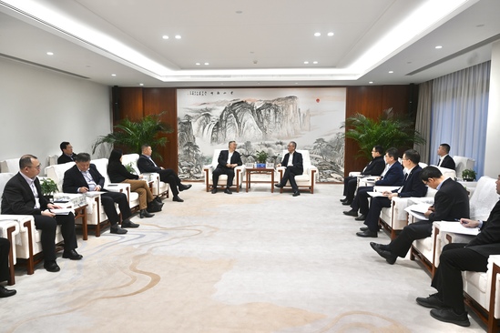 中國電建黨委副書記、總經(jīng)理王斌與中國機電商會黨委書記、會長張鈺晶舉行會談
