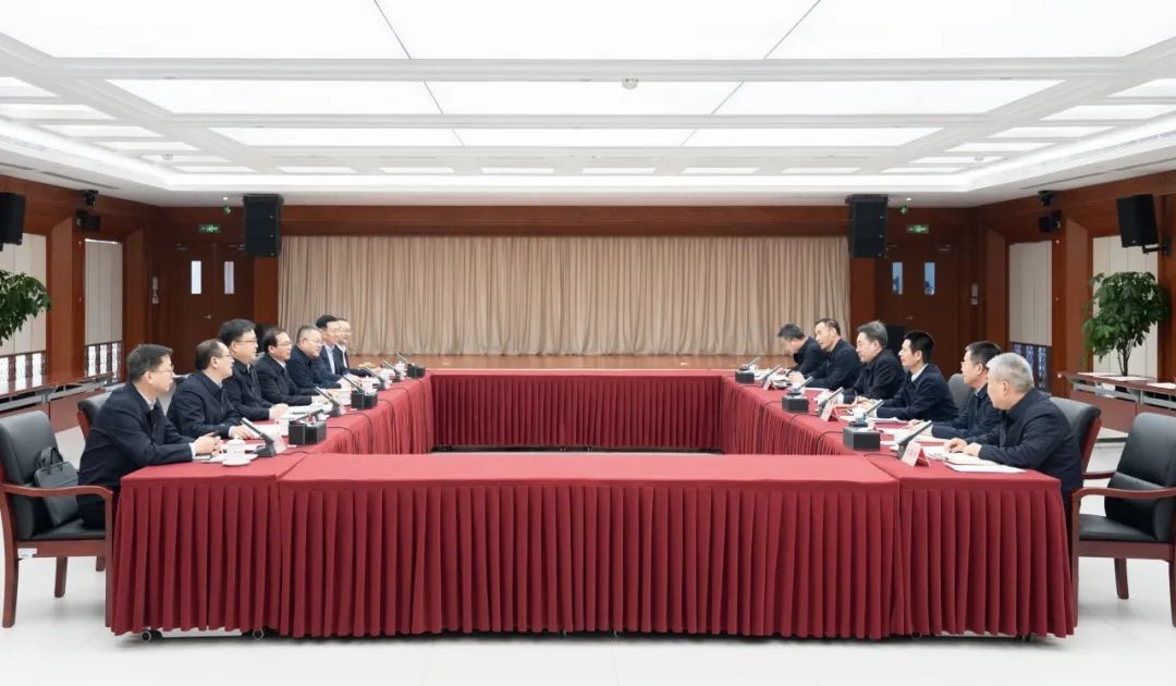 華電集團(tuán)江毅、葉向東拜會(huì)國家能源局黨組書記、局長(zhǎng)王宏志