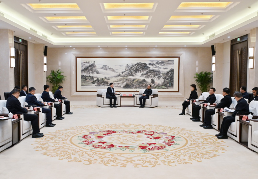 大唐集團(tuán)董事長呂軍、總經(jīng)理張傳江拜會內(nèi)蒙古